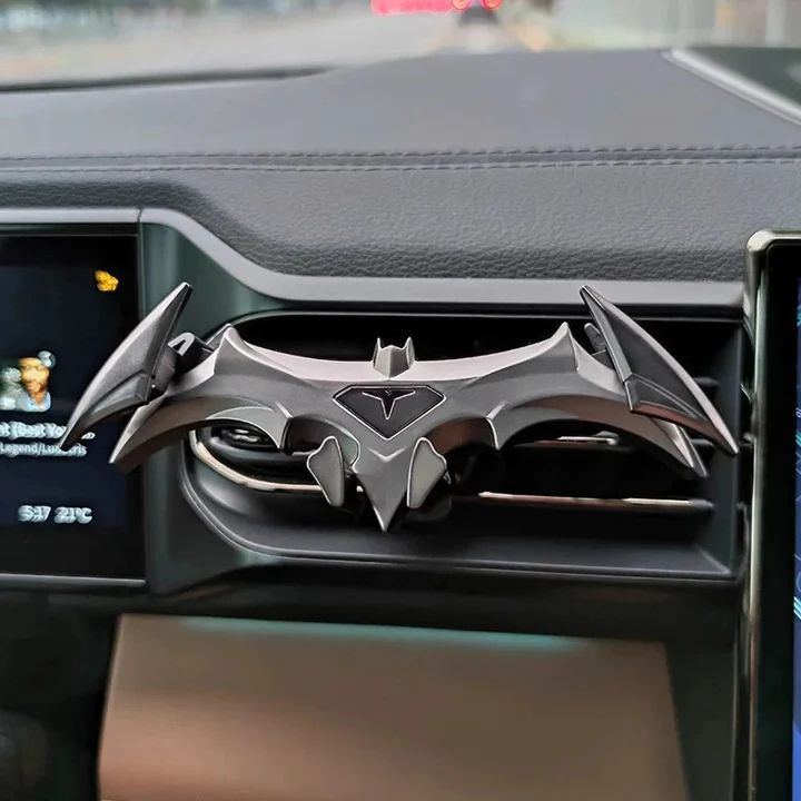 Phone Batman Car Holder in Car